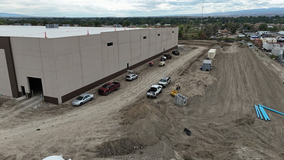 2825 Riverside Pky, Grand Junction, CO à louer - Photo du bâtiment - Image 3 de 17