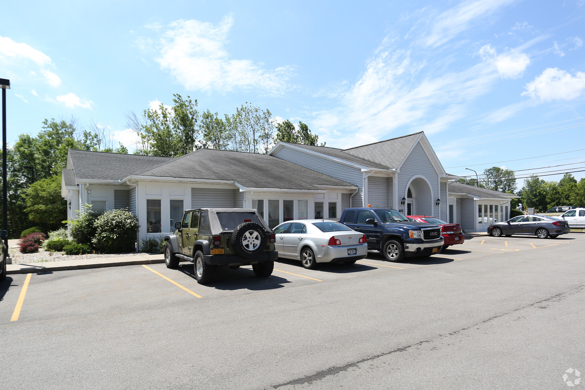 401 Penbrooke Dr, Penfield, NY for lease Primary Photo- Image 1 of 15