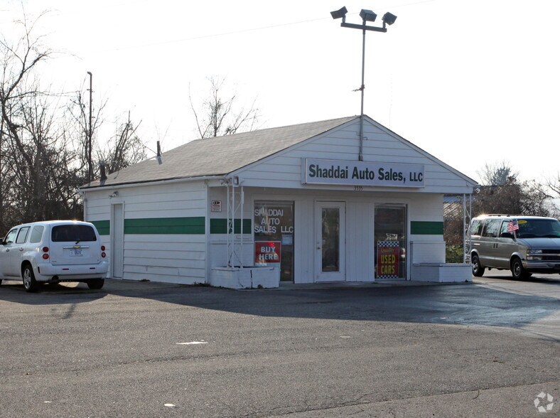 3535 E Main St, Whitehall, OH for sale - Building Photo - Image 2 of 9