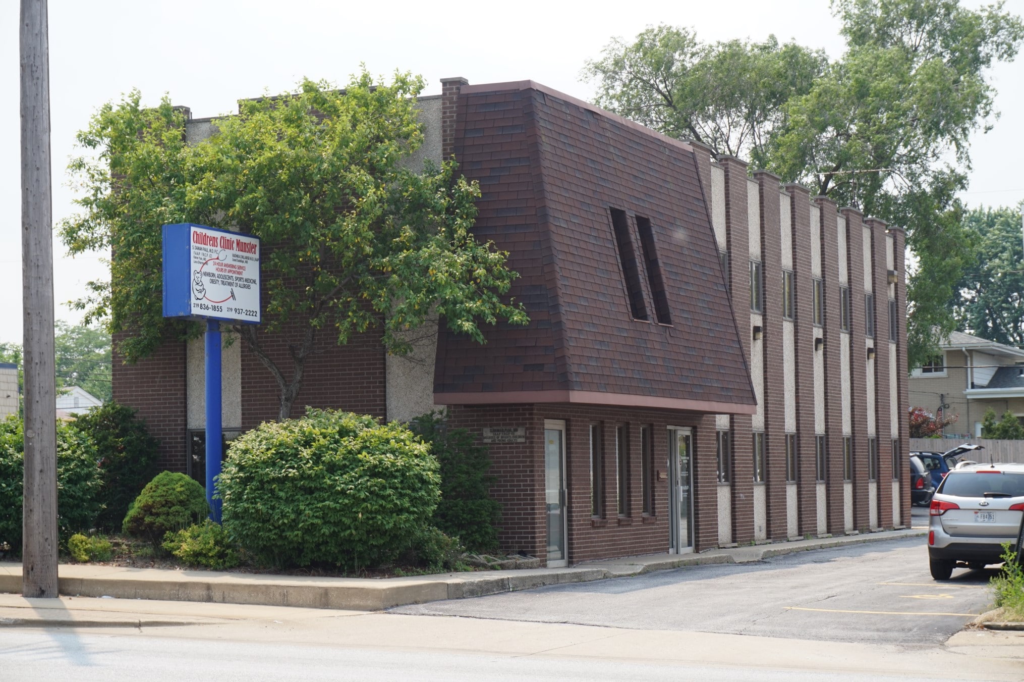 8224 Calumet Ave, Munster, IN for lease Primary Photo- Image 1 of 27