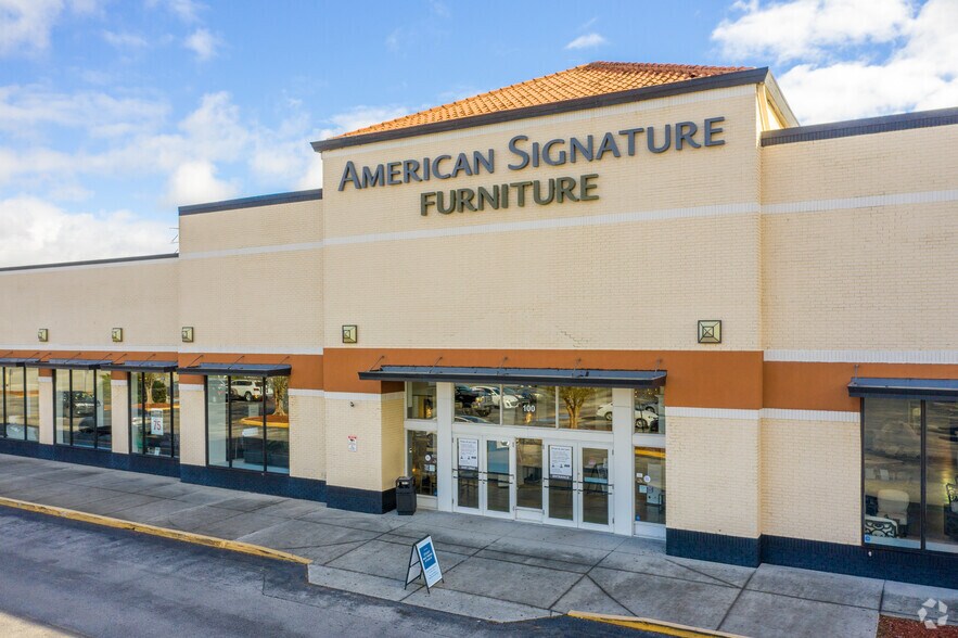 730 Sand Lake Rd, Orlando, FL à louer - Photo principale - Image 1 de 9
