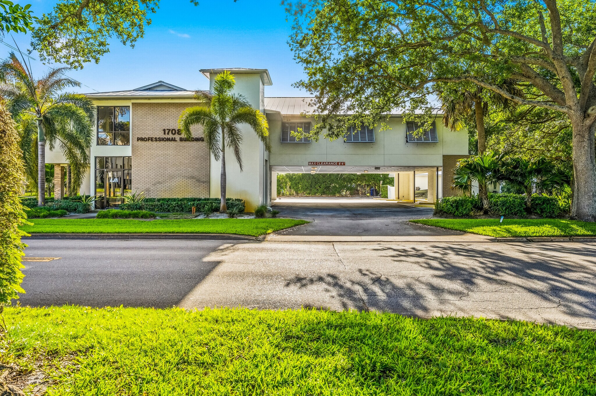 1708 21st St, Vero Beach, FL à vendre Photo principale- Image 1 de 43