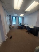 591 Summit Ave, Jersey City, NJ for lease Interior Photo- Image 2 of 2