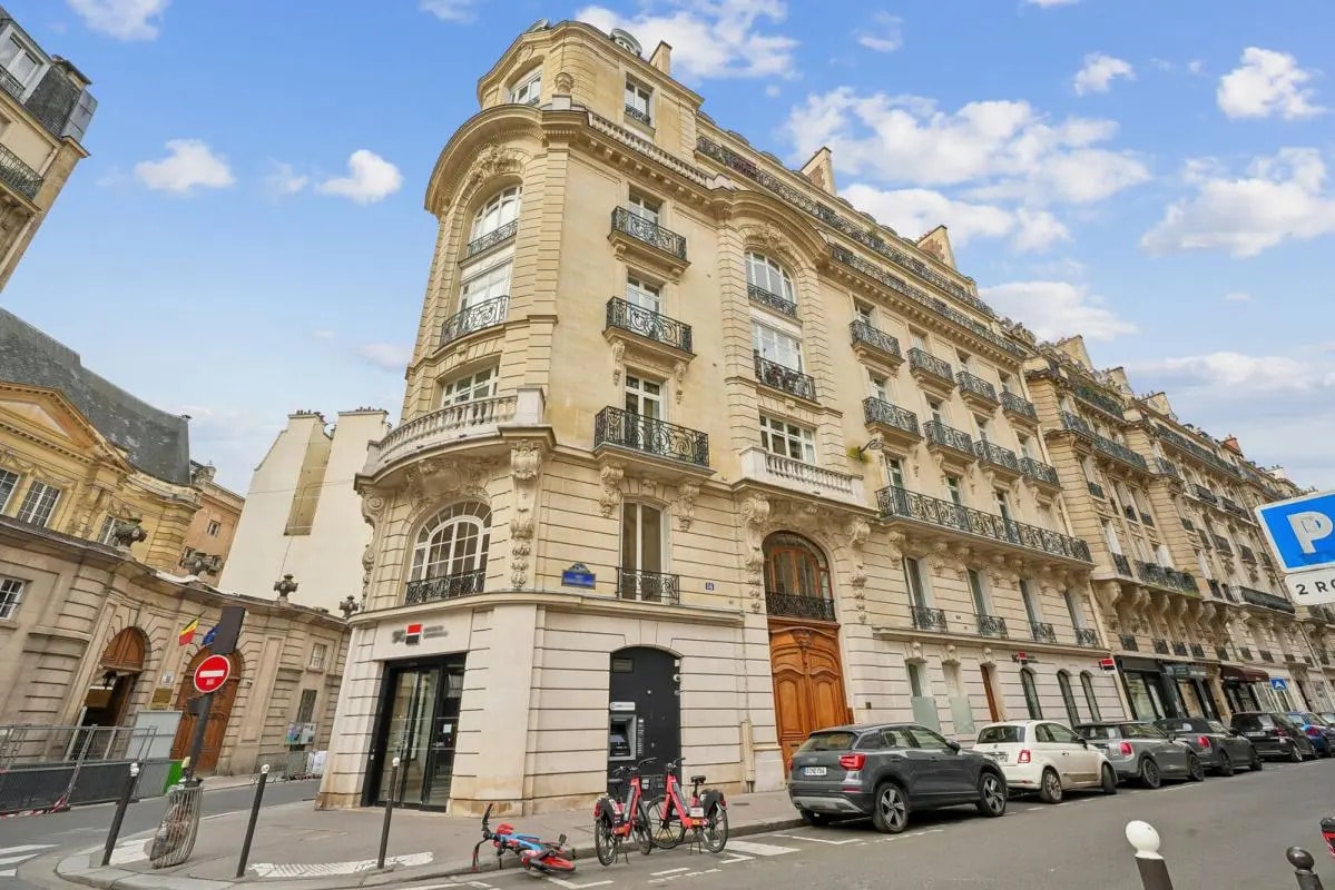 16 Rue Dupont Des Loges, Paris for lease Building Photo- Image 1 of 18