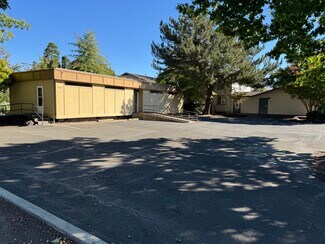 Plus de détails pour 769 Spring St, Medford, OR - Bureau à vendre