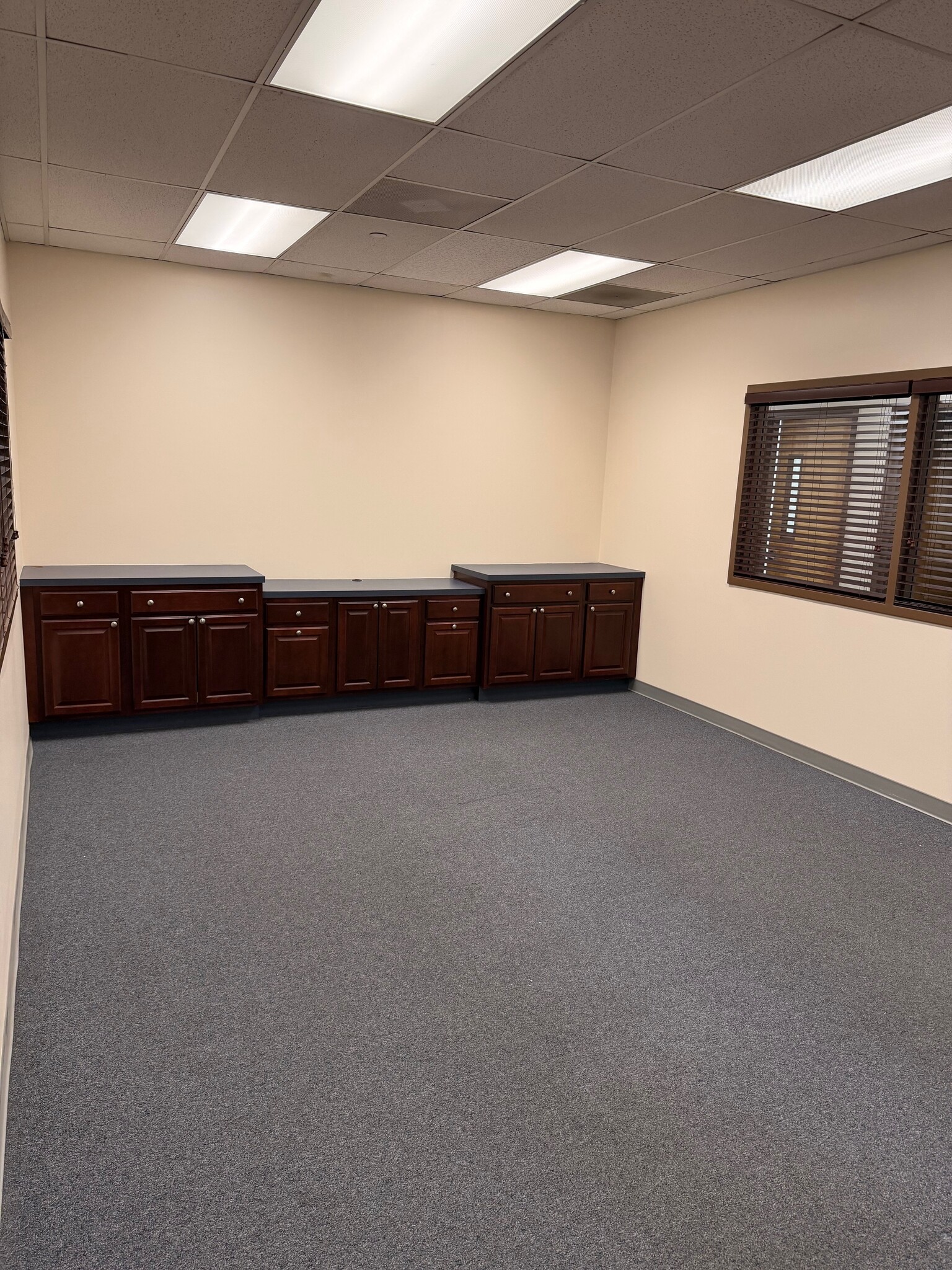10920 Pump House Rd, Jessup, MD for lease Interior Photo- Image 1 of 13