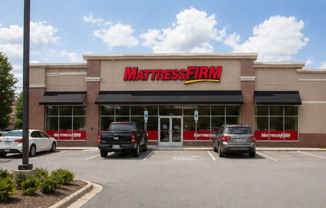 Plus de détails pour 920 Hanes Mall Blvd, Winston-Salem, NC - Commerce de détail à vendre