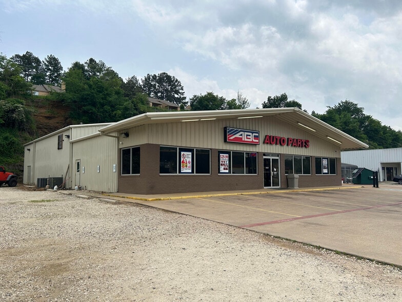 716 N University Dr, Nacogdoches, TX for lease - Building Photo - Image 3 of 5