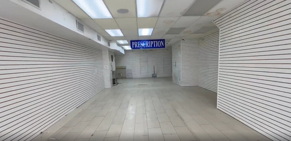 349 Grand St, New York, NY for lease - Commercial Listing Video - Image 2 of 7