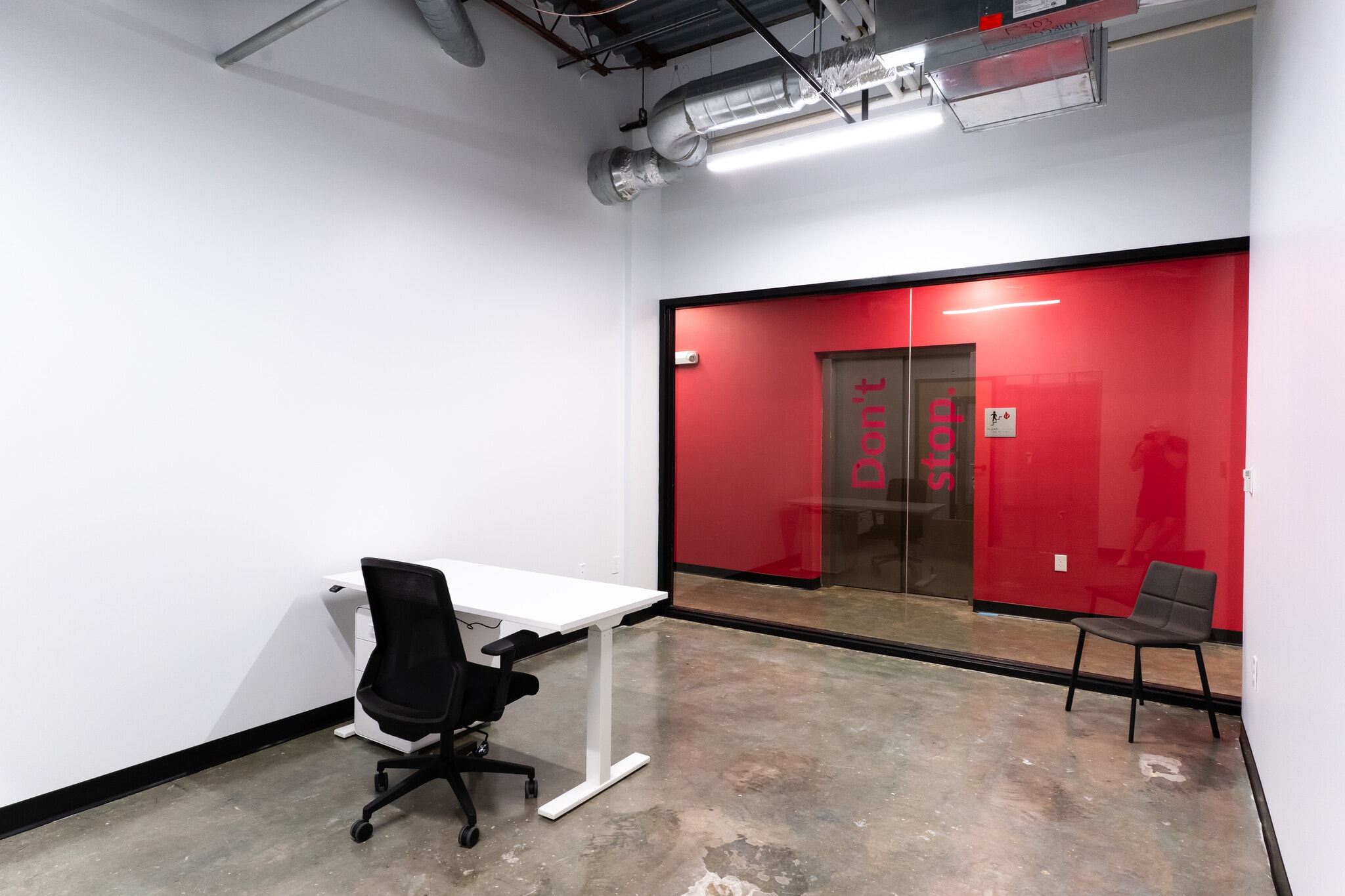 204 12th St, Des Moines, IA for lease Interior Photo- Image 1 of 7