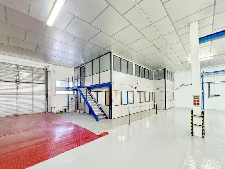 Industrial in Lliçà d'Amunt, Barcelona for lease - Interior Photo - Image 2 of 14
