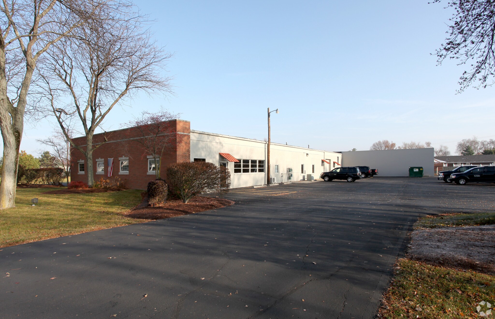 360 W Waterloo St, Canal Winchester, OH à louer Photo principale- Image 1 de 3