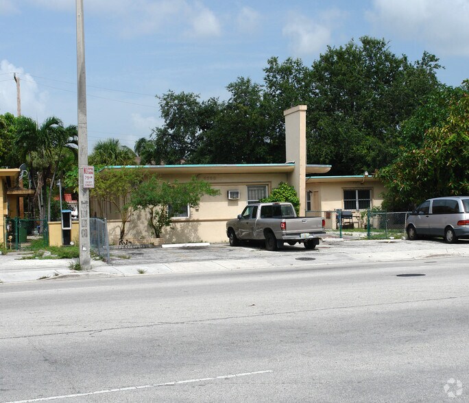 5500 N Miami Ave, Miami, FL à vendre - Photo du bâtiment - Image 2 de 15