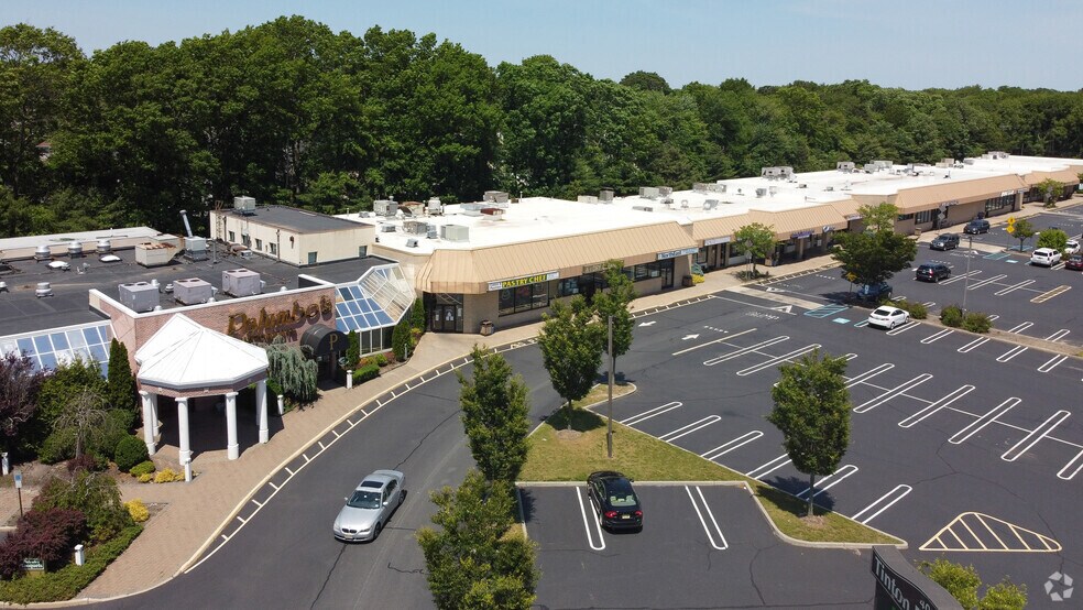4057 Asbury Ave, Tinton Falls, NJ à louer - Photo du bâtiment - Image 1 de 6
