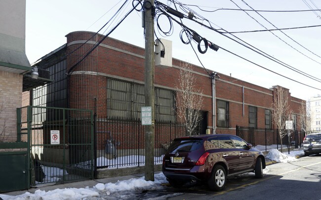 More details for 109 45th St, Union City, NJ - Office for Sale