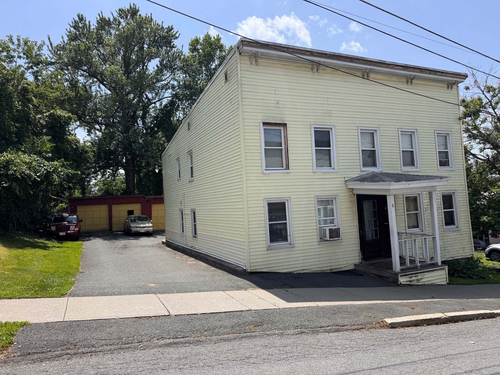 8 John St, Rensselaer, NY for sale Primary Photo- Image 1 of 17