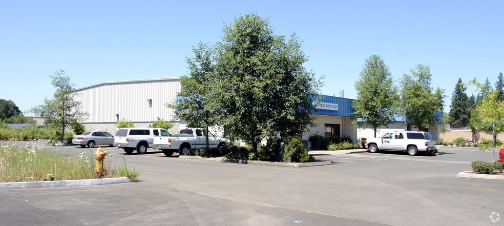 19155-19195 SW Teton Ave, Tualatin, OR for lease - Building Photo - Image 2 of 13