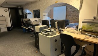 Plus de détails pour 75 South Western Rd, Twickenham - Bureau à louer