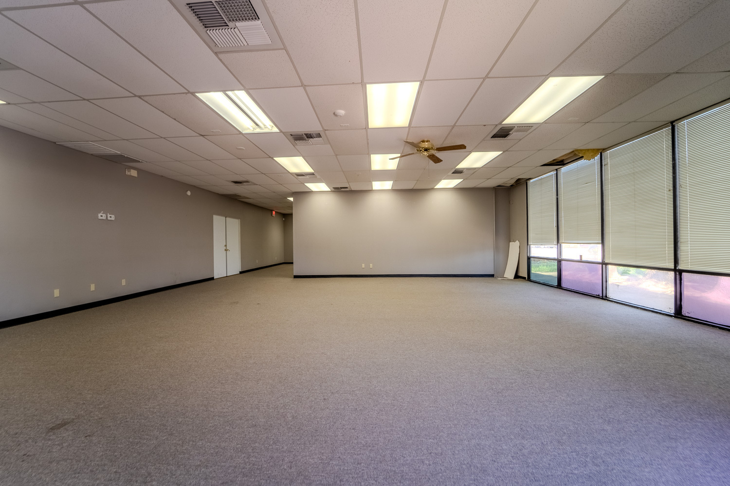 990 Klamath Ln, Yuba City, CA for lease Building Photo- Image 1 of 15