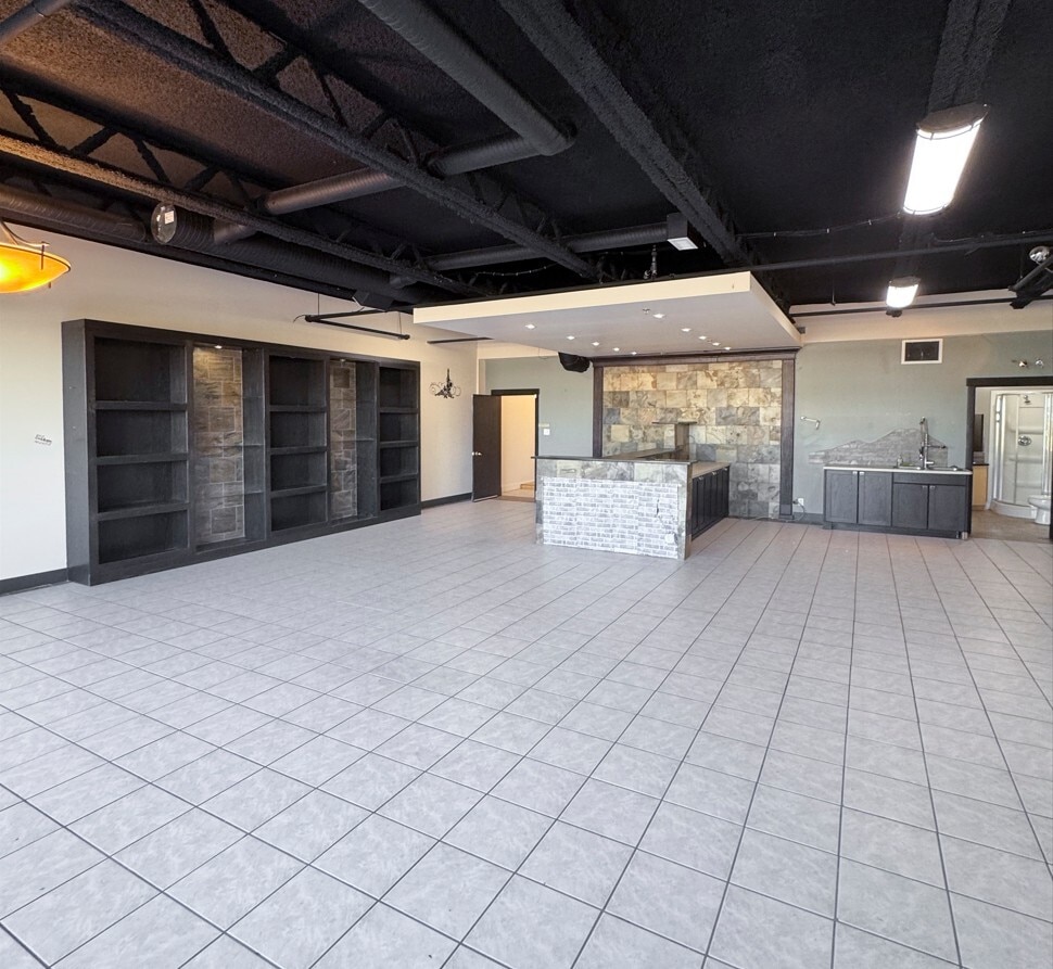 3750 46th Ave SE, Calgary, AB for sale Building Photo- Image 1 of 8