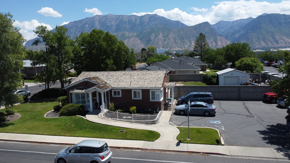 1215 S Main St, Orem, UT for sale - Building Photo - Image 3 of 27