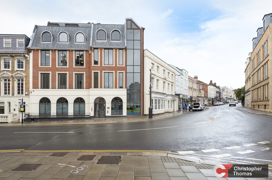 2-4 Sheet St, Windsor for lease - Building Photo - Image 1 of 6