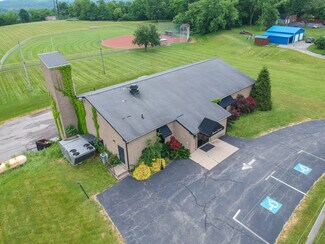 Plus de détails pour 4512 State St, Edinburg, PA - Spécialité à vendre