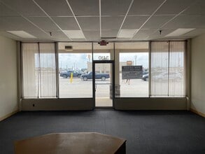 3401-3500 S US Highway 41, Terre Haute, IN à louer Photo intérieure- Image 1 de 4