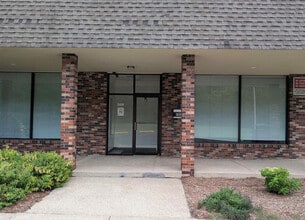 7501 N University St, Peoria, IL à louer Photo intérieure- Image 2 de 14