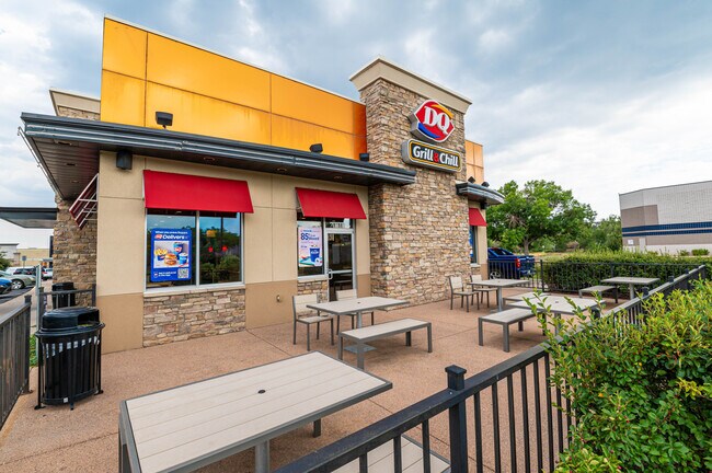 Plus de détails pour 10140 Grant St, Thornton, CO - Commerce de détail à vendre