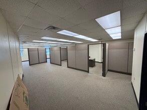 1331 Broad Ave, Findlay, OH for lease Interior Photo- Image 2 of 7