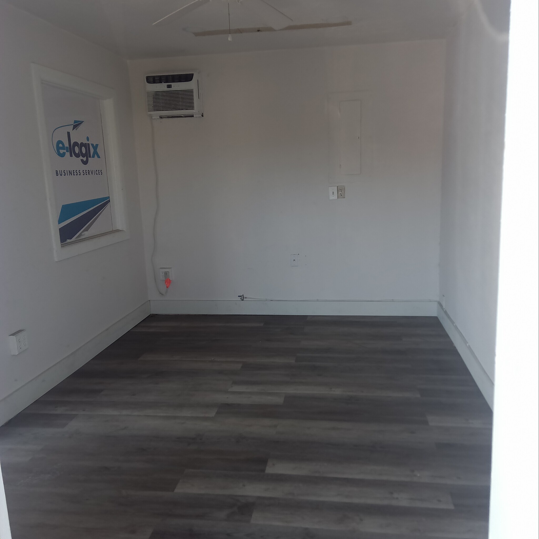 750 E Sample Rd, Pompano Beach, FL for lease Interior Photo- Image 1 of 3