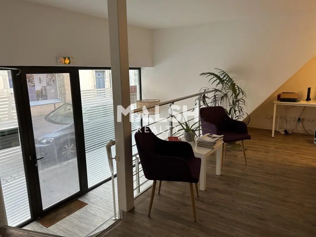 Office in Lyon for lease Interior Photo- Image 1 of 11