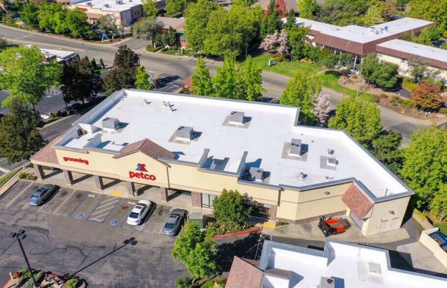 3454 Palmer Dr, Cameron Park, CA à vendre - Photo du bâtiment - Image 3 de 5