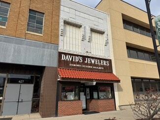 Plus de détails pour 623 S Kansas Ave, Topeka, KS - Commerce de détail à vendre