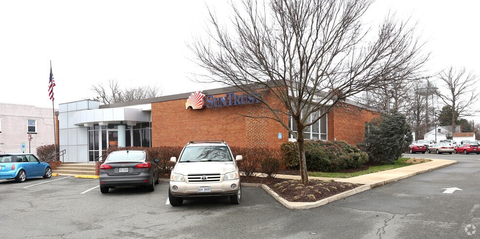 8028 Mechanicsville Tpke, Mechanicsville, VA for lease - Building Photo - Image 2 of 2