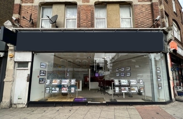 52 High St, London for lease - Building Photo - Image 1 of 1
