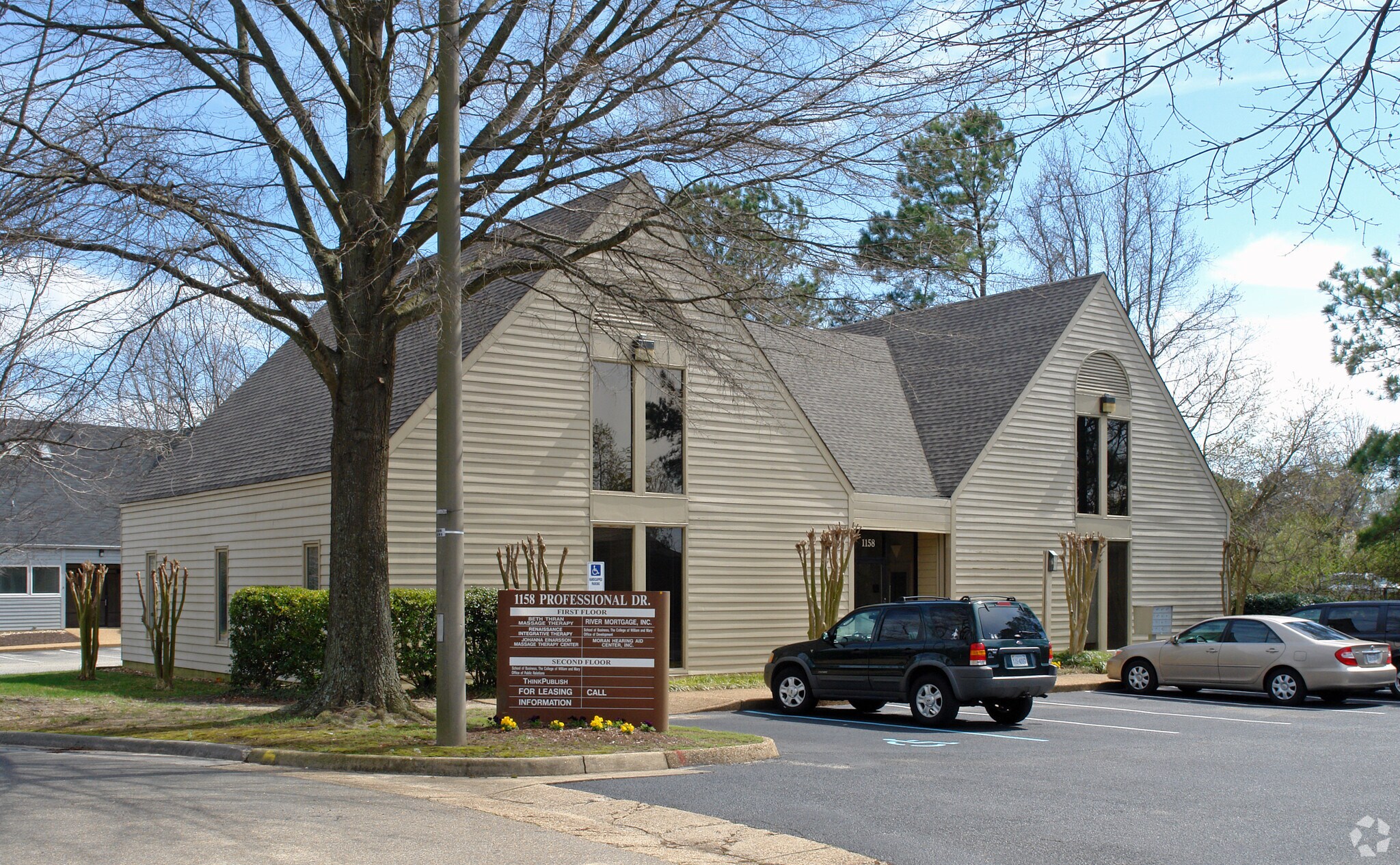 1158 Professional Dr, Williamsburg, VA à louer Photo du bâtiment- Image 1 de 5