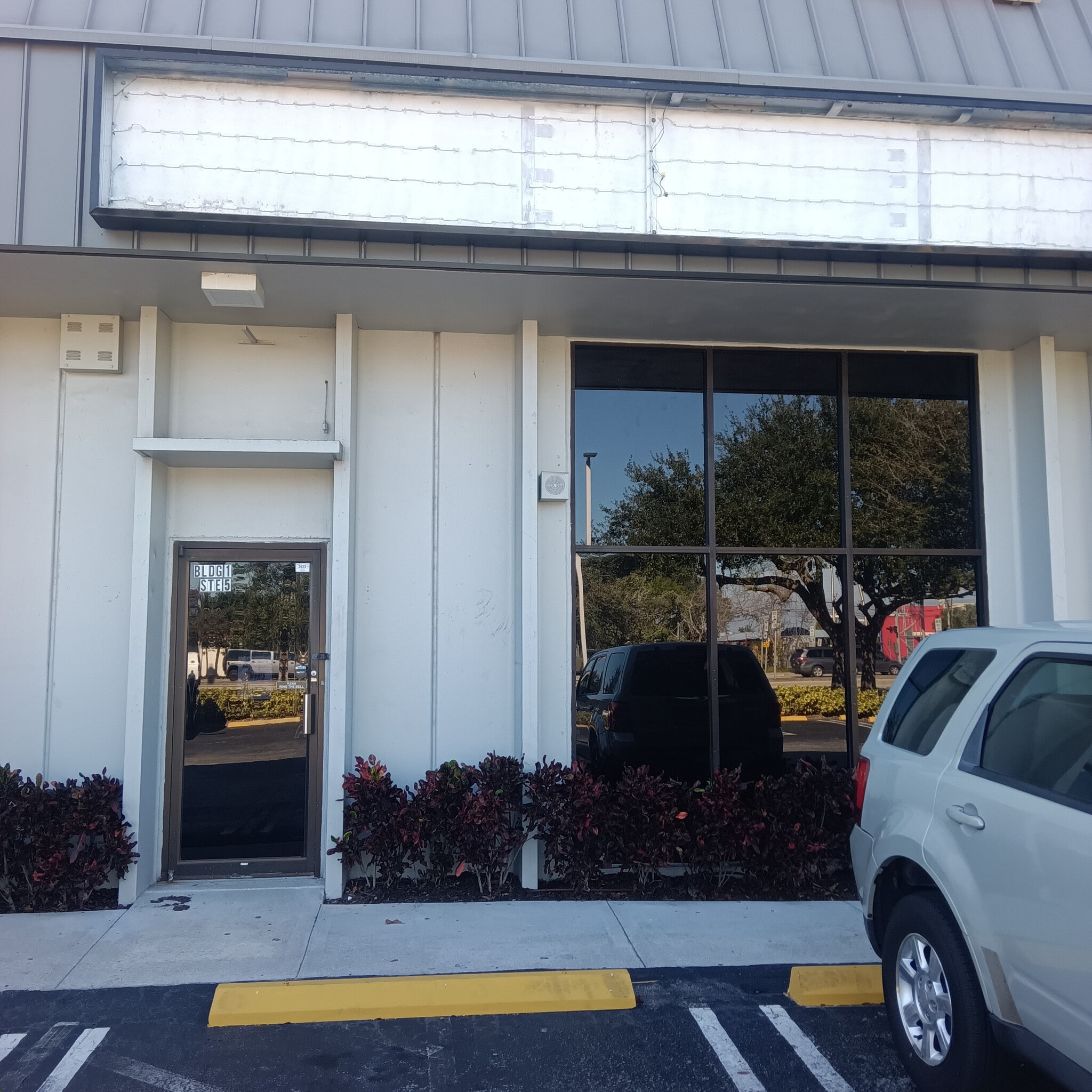 750 E Sample Rd, Pompano Beach, FL for lease Building Photo- Image 1 of 7