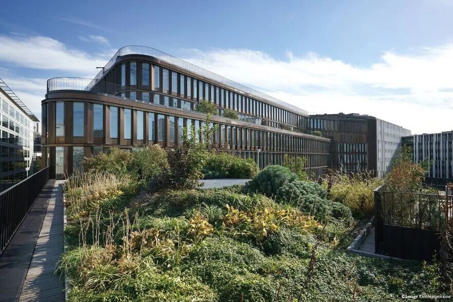 5-7 Rue Touzet-Gaillard, Saint-Ouen-sur-Seine à louer - Photo du bâtiment - Image 2 de 13