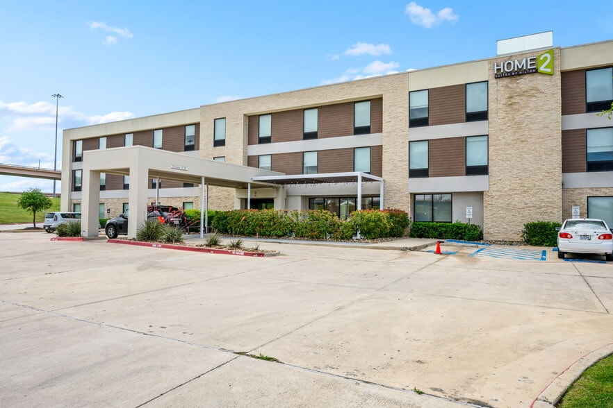 5401 SW Loop 820, Fort Worth, TX à vendre - Photo du bâtiment - Image 2 de 18