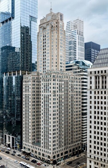 121 W Wacker Dr, Chicago, IL for lease - Building Photo - Image 2 of 14