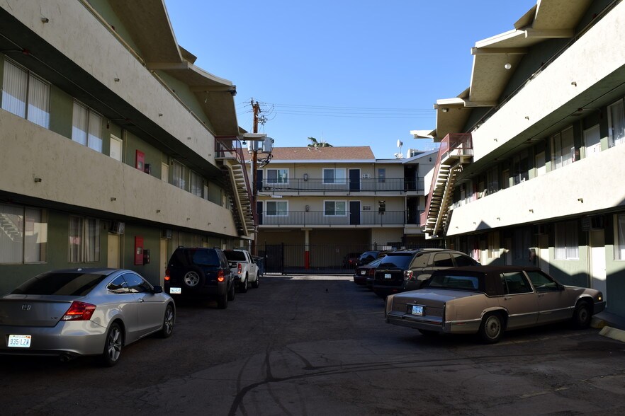 200 S 8th St, Las Vegas, NV for sale - Other - Image 1 of 1