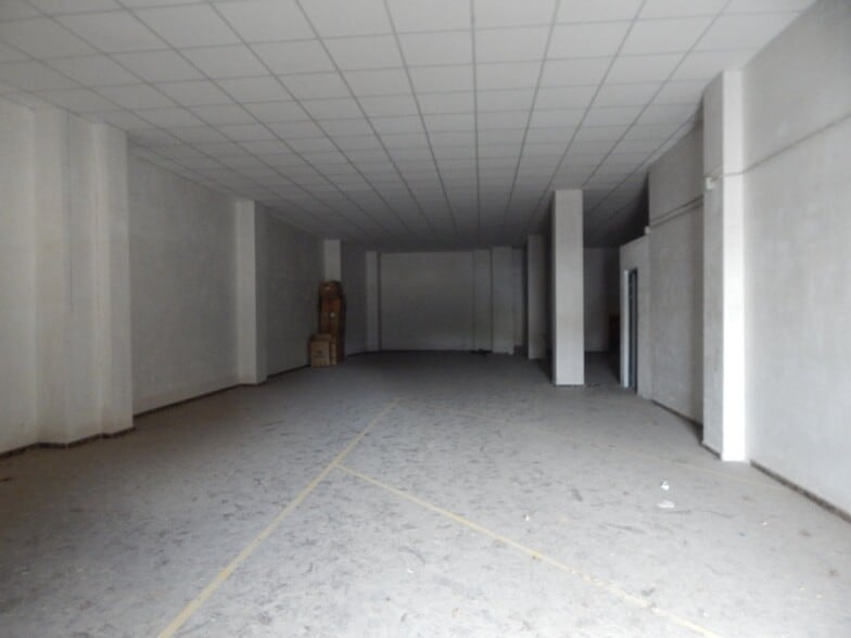 Retail in Ontinyent for lease - Building Photo - Image 1 of 3