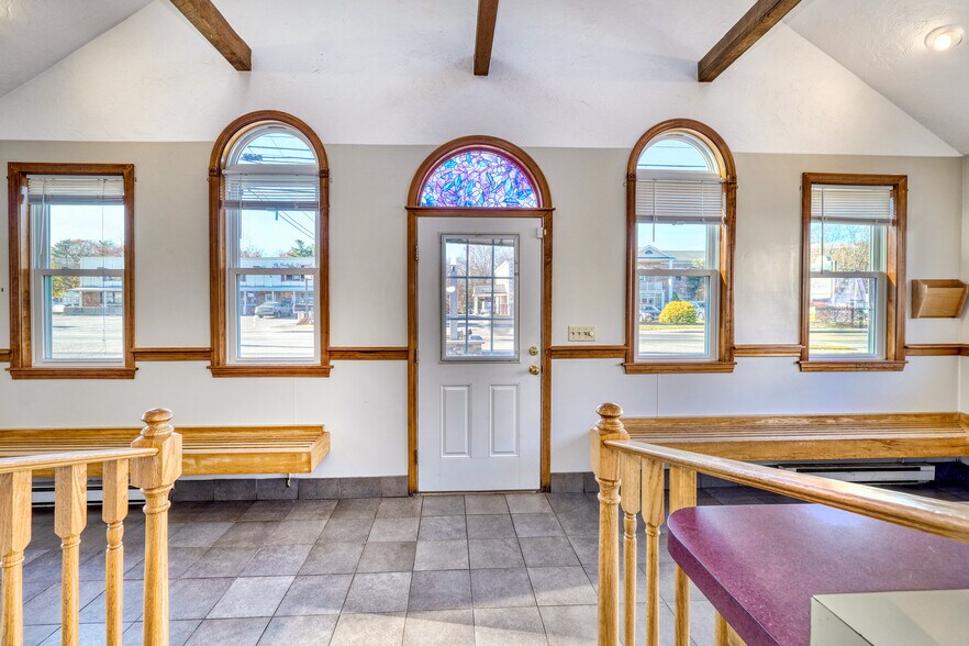 1342 Main St, Walpole, MA à vendre - Photo intérieure - Image 3 de 29