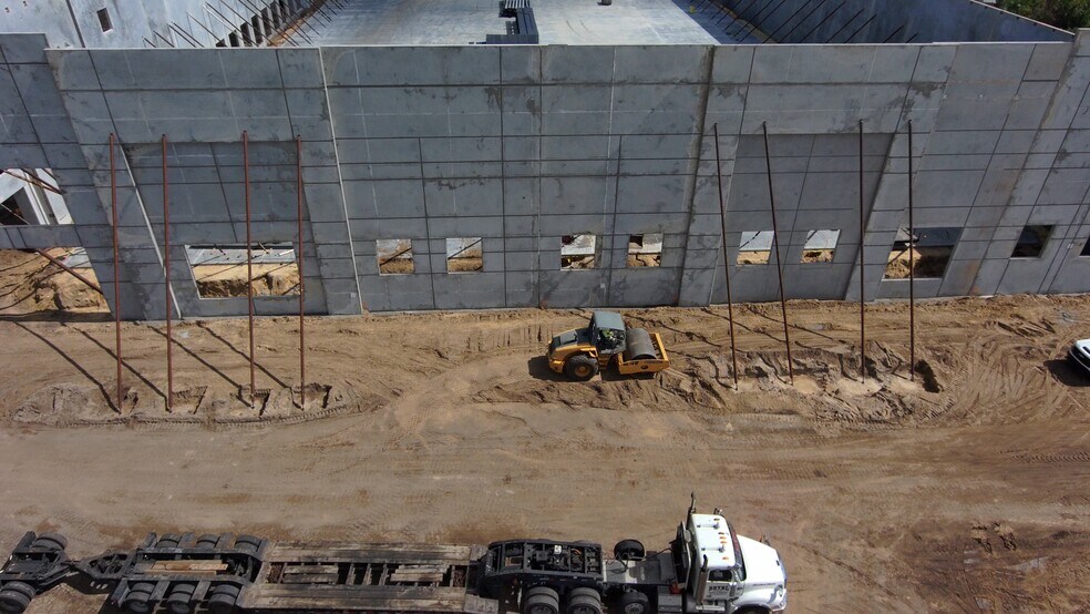 W Airport Blvd, Sanford, FL for lease - Commercial Listing Video - Image 2 of 8