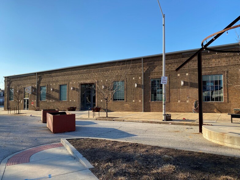 2600 N Howard St, Baltimore, MD à louer - Photo du bâtiment - Image 2 de 4