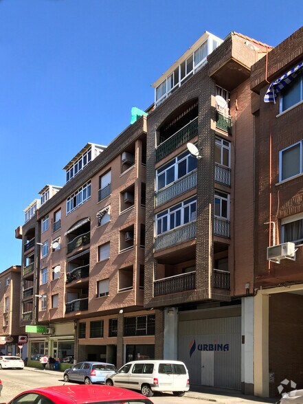 Calle Cardenal Gil de Albornoz, 18, Talavera de la Reina, Toledo à vendre - Photo du bâtiment - Image 2 de 2
