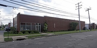Plus de détails pour 670 Main St, Westbury, NY - Industriel à vendre
