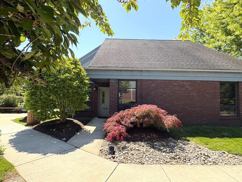 651 Route 73 N, Marlton, NJ à vendre - Photo du bâtiment - Image 1 de 1